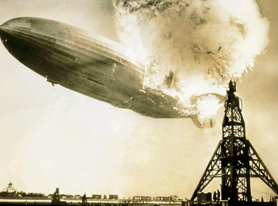 Explosión del zepelin Hindenburg
